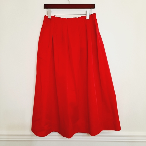 Zara true red pleated waist midi skirt Medium NWT - Picture 4 of 5